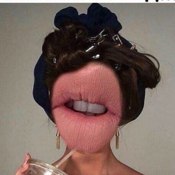 Meet your Posher, Julia - Picture 1 of 1